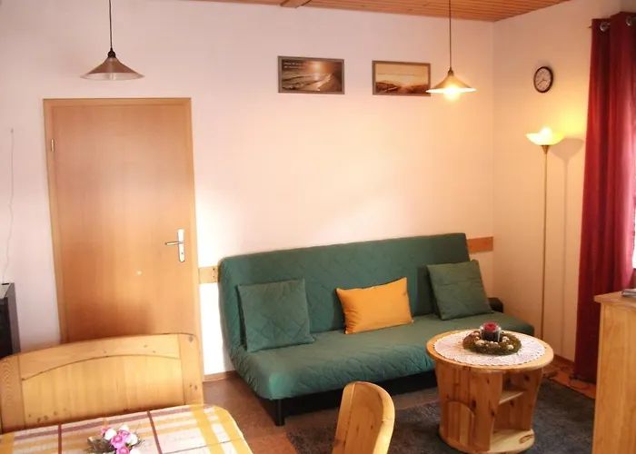 Fewo Benedikta Апартаменты Бойрон